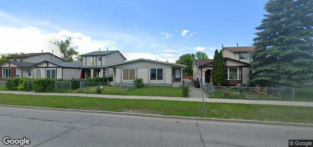 Larawan ng 1056 Mcleod Avenue sa Winnipeg, Manitoba