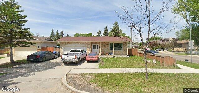 Larawan ng 1058 Louelda Street sa Winnipeg, Manitoba