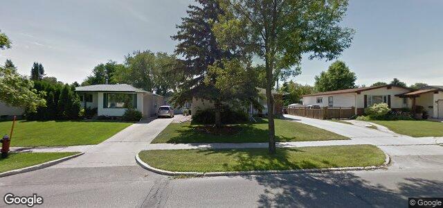 Larawan ng 108 Tu-Pelo Avenue sa Winnipeg, Manitoba