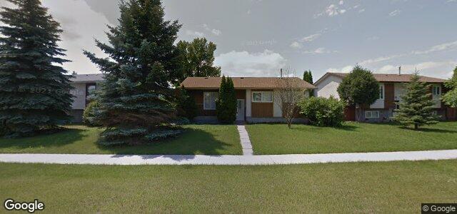 Larawan ng 1080 Mcleod Avenue sa Winnipeg, Manitoba