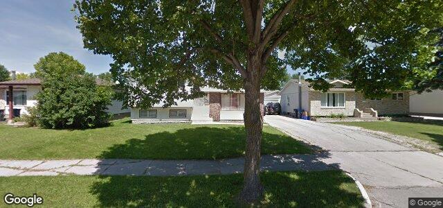 Larawan ng 109 Tu-Pelo Avenue sa Winnipeg, Manitoba