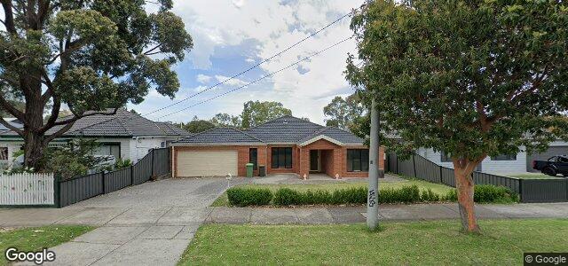 Larawan ng 11 Hobbs Crescent sa Winnipeg, Manitoba