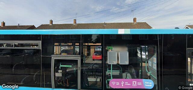 Larawan ng 11 Tomlinson Avenue sa Winnipeg, Manitoba