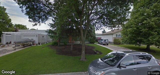 Larawan ng 110 Stacey Bay sa Winnipeg, Manitoba