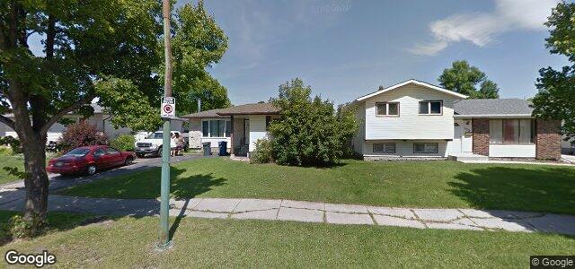 Larawan ng 113 Tu-Pelo Avenue sa Winnipeg, Manitoba