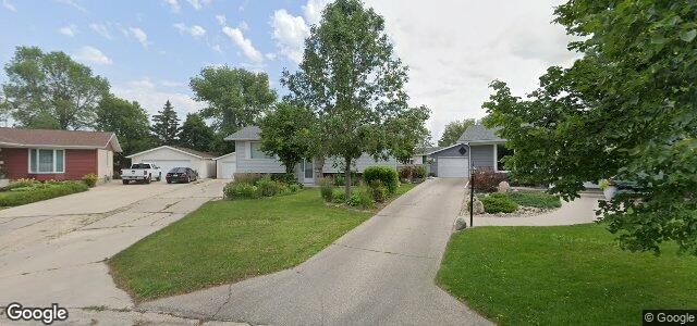 Larawan ng 115 Reay Crescent sa Winnipeg, Manitoba