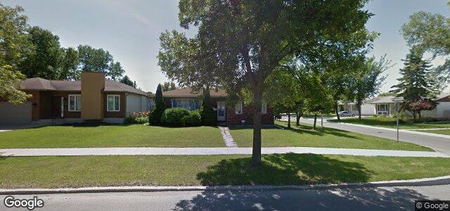 Larawan ng 132 Tu-Pelo Avenue sa Winnipeg, Manitoba