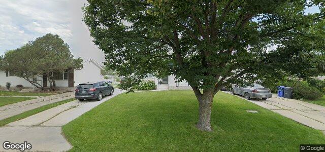 Photo of 135 Reay Crescent in Winnipeg, Manitoba