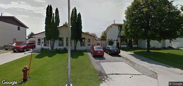 Larawan ng 14 Amelia Crescent sa Winnipeg, Manitoba