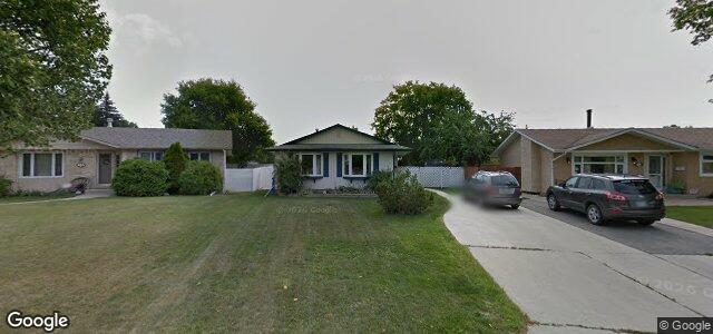 Larawan ng 15 Lemmen Drive sa Winnipeg, Manitoba