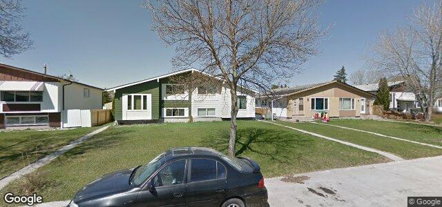 Larawan ng 15 Rudolph Bay sa Winnipeg, Manitoba