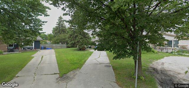 Larawan ng 163 Reay Crescent sa Winnipeg, Manitoba