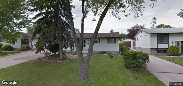 Larawan ng 18 Avaco Drive sa Winnipeg, Manitoba