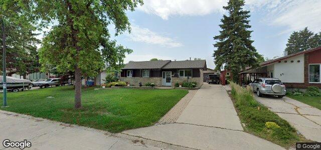 Larawan ng 18 De Jong Crescent sa Winnipeg, Manitoba
