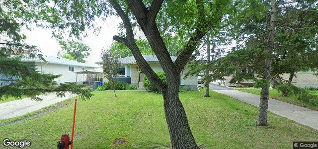 Larawan ng 18 Flett Avenue sa Winnipeg, Manitoba