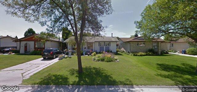 Larawan ng 18 Stacey Bay sa Winnipeg, Manitoba