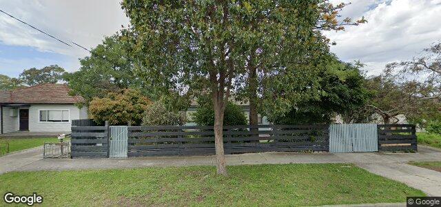 Larawan ng 19 Hobbs Crescent sa Winnipeg, Manitoba