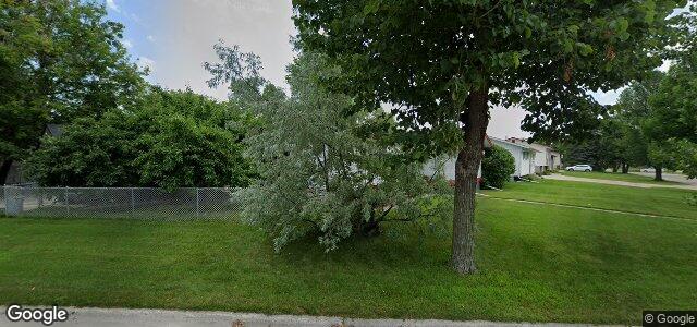 Larawan ng 198 Reay Crescent sa Winnipeg, Manitoba