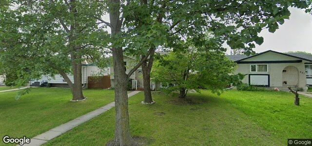 Larawan ng 211 Reay Crescent sa Winnipeg, Manitoba