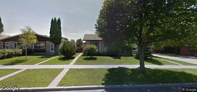 Larawan ng 212 Tu-Pelo Avenue sa Winnipeg, Manitoba