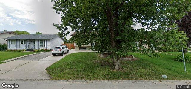 Larawan ng 214 Reay Crescent sa Winnipeg, Manitoba