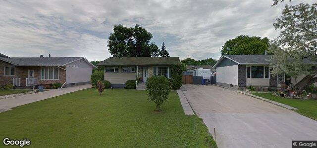 Larawan ng 23 Rizer Crescent sa Winnipeg, Manitoba