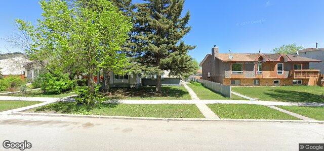 Larawan ng 241 Tu-Pelo Avenue sa Winnipeg, Manitoba