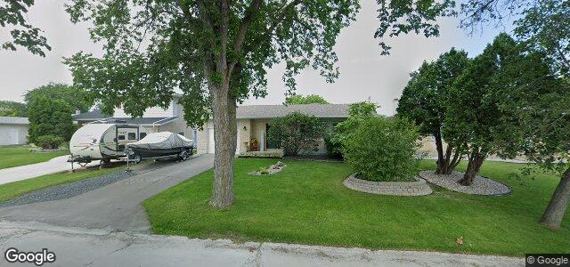 Larawan ng 26 Dampsy Crescent sa Winnipeg, Manitoba