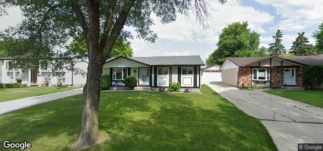 Larawan ng 26 Marchant Crescent sa Winnipeg, Manitoba