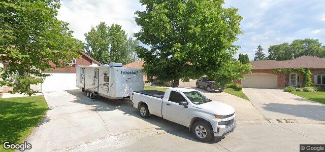 Larawan ng 27 Dowhan Crescent sa Winnipeg, Manitoba