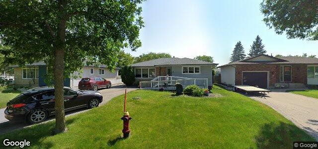 Larawan ng 29 Siddall Crescent sa Winnipeg, Manitoba