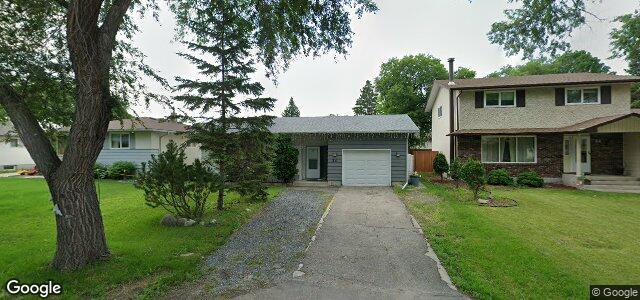 Larawan ng 30 Flett Avenue sa Winnipeg, Manitoba