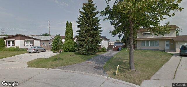 Larawan ng 33 Amelia Crescent sa Winnipeg, Manitoba