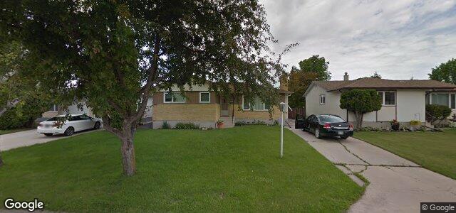 Larawan ng 34 Meighen Bay sa Winnipeg, Manitoba