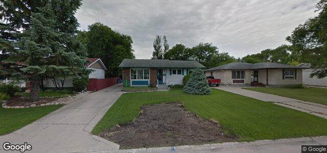 Larawan ng 34 Rizer Crescent sa Winnipeg, Manitoba
