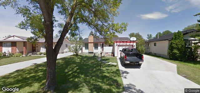 Larawan ng 35 Stacey Bay sa Winnipeg, Manitoba