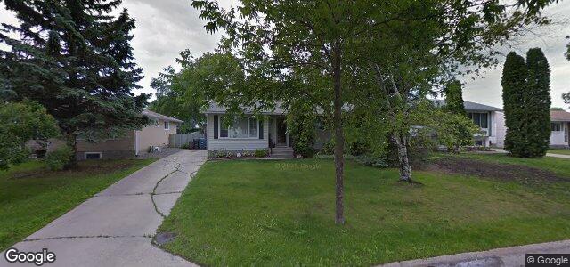 Larawan ng 38 Merrill Crescent sa Winnipeg, Manitoba