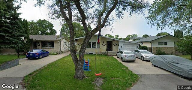 Larawan ng 42 Flett Avenue sa Winnipeg, Manitoba