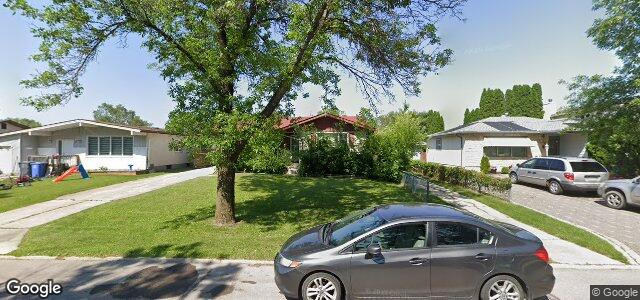 Larawan ng 42 Siddall Crescent sa Winnipeg, Manitoba