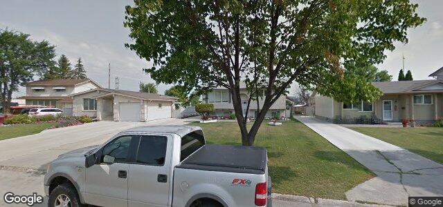 Larawan ng 43 Amelia Crescent sa Winnipeg, Manitoba