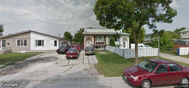 Photo of 52 Ravenhill Road in Winnipeg, Manitoba