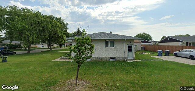 Larawan ng 62 Dampsy Crescent sa Winnipeg, Manitoba