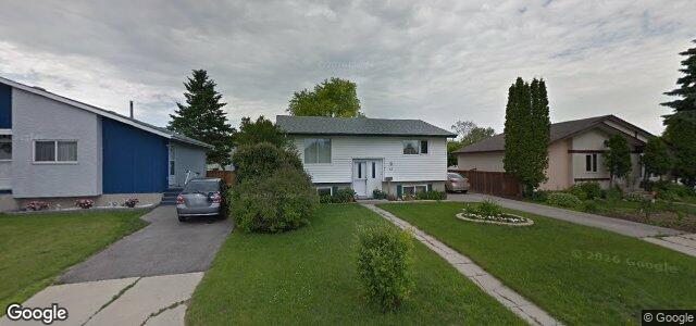 Larawan ng 63 Meighen Bay sa Winnipeg, Manitoba