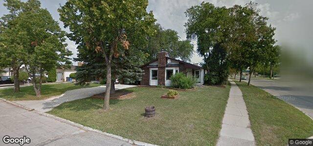 Larawan ng 71 Amelia Crescent sa Winnipeg, Manitoba