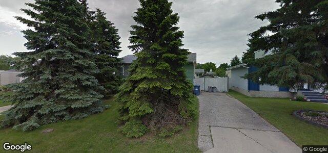 Larawan ng 71 Meighen Bay sa Winnipeg, Manitoba