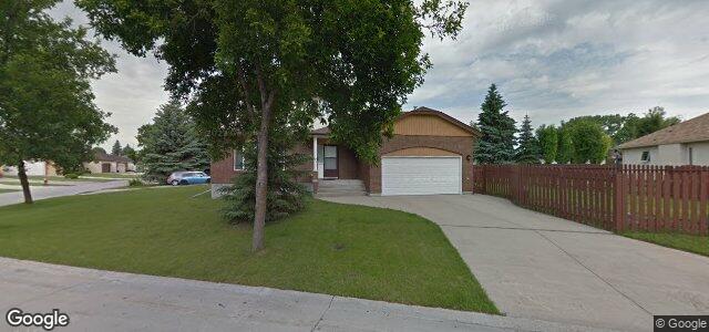 Larawan ng 74 Budden Drive sa Winnipeg, Manitoba
