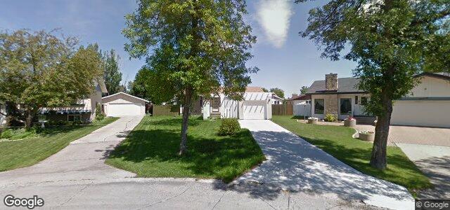 Larawan ng 74 Stacey Bay sa Winnipeg, Manitoba