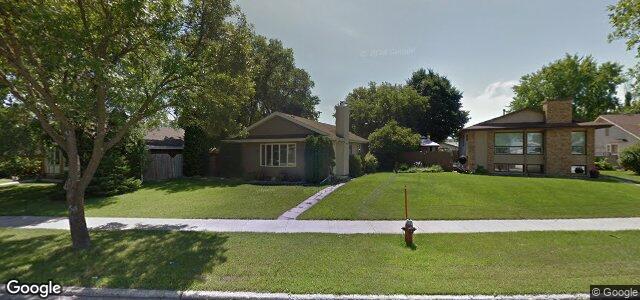 Larawan ng 76 Tu-Pelo Avenue sa Winnipeg, Manitoba