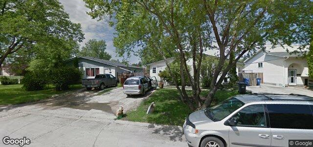 Larawan ng 8 Reay Crescent sa Winnipeg, Manitoba