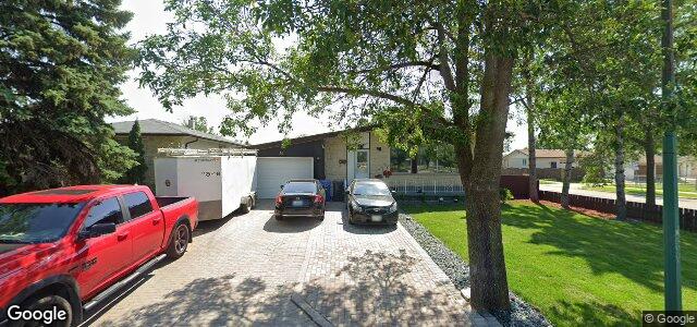 Larawan ng 81 Siddall Crescent sa Winnipeg, Manitoba